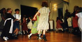tjuvåtjuvgalopp.JPG (27887 bytes)